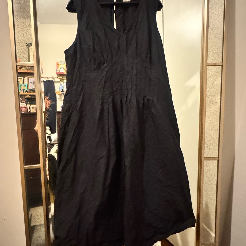 Maeve Classic Black Sleeveless Midi Dress
